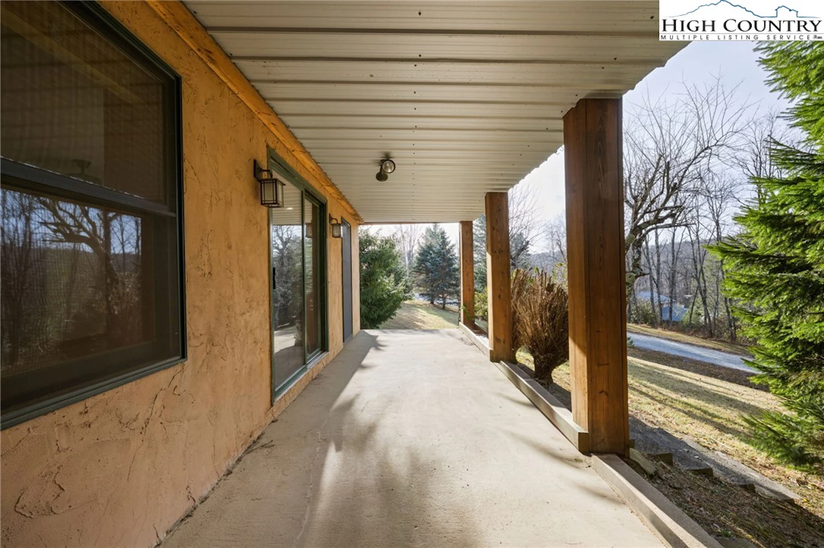 Image number 6 for the current listing