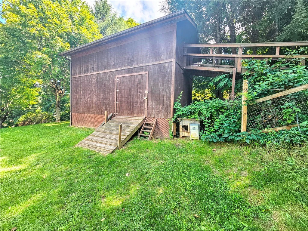 Image number 4 for the current listing