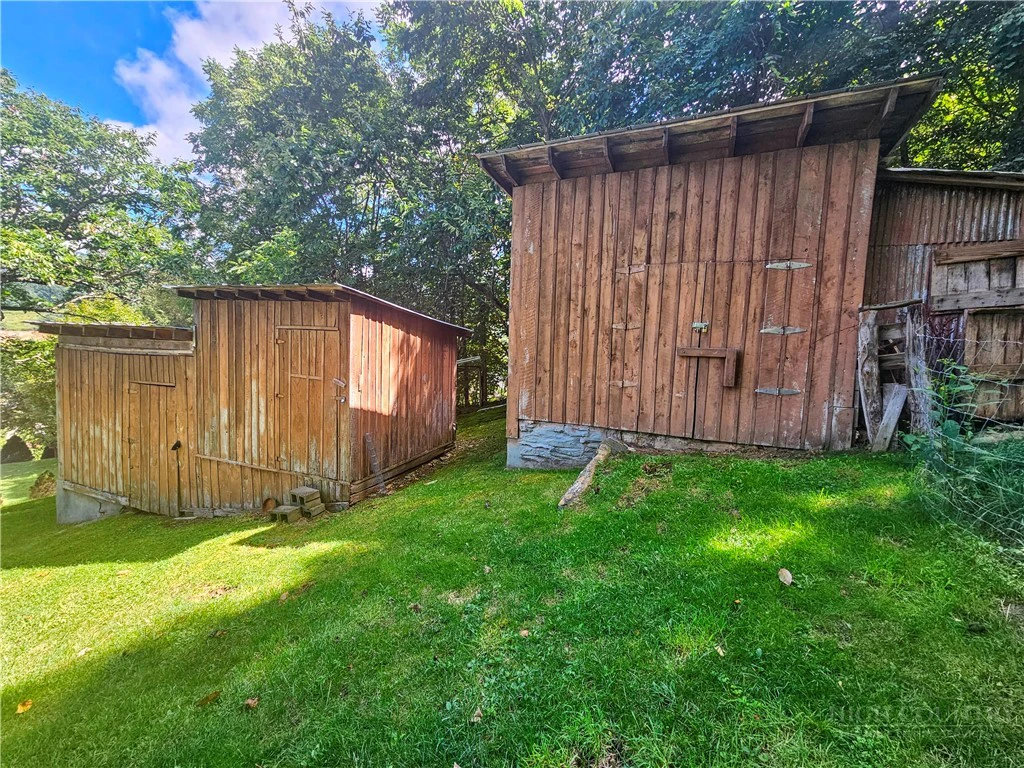 Image number 7 for the current listing