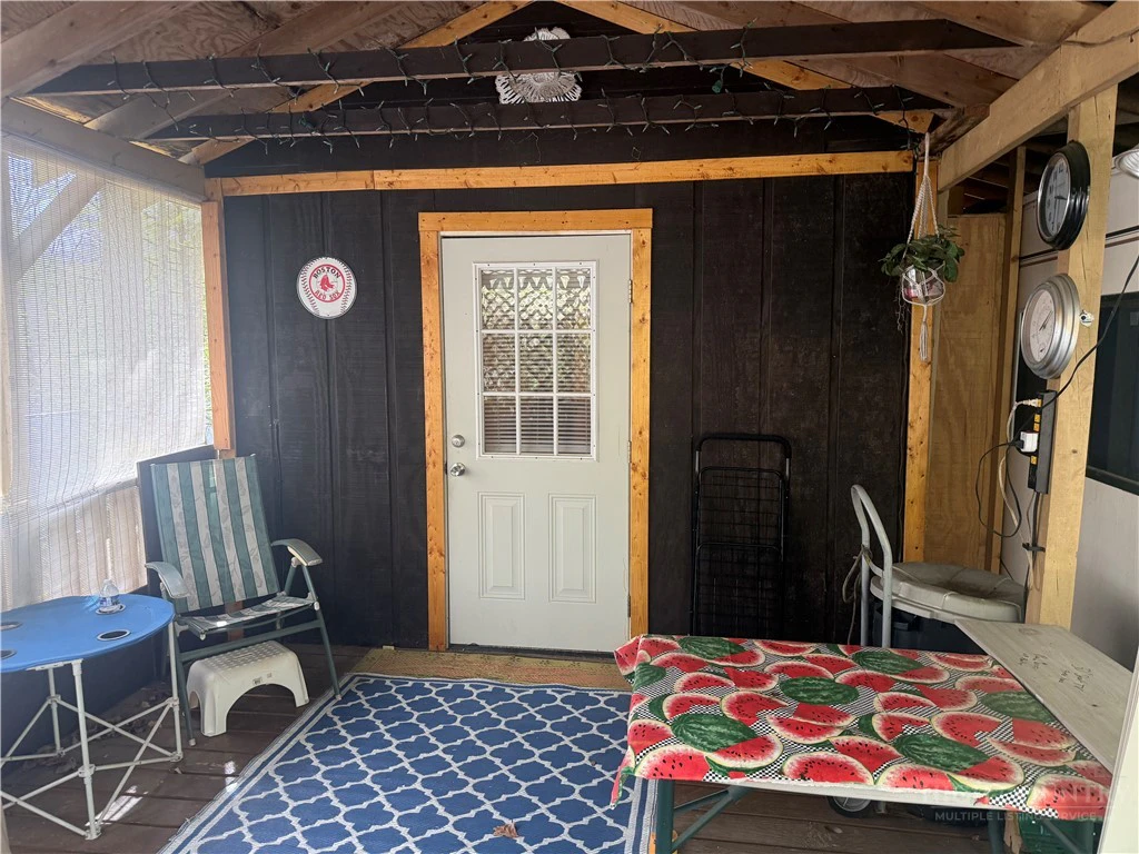 Image number 6 for the current listing