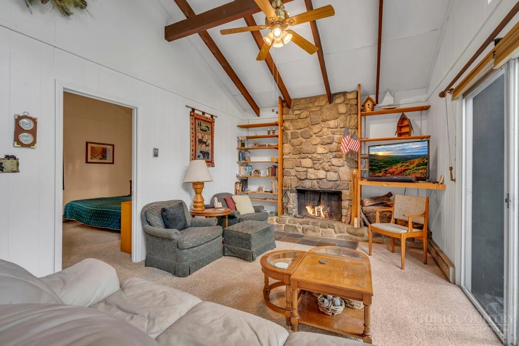 Image number 6 for the current listing