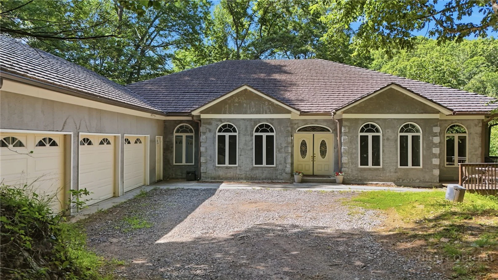 Image number 4 for the current listing