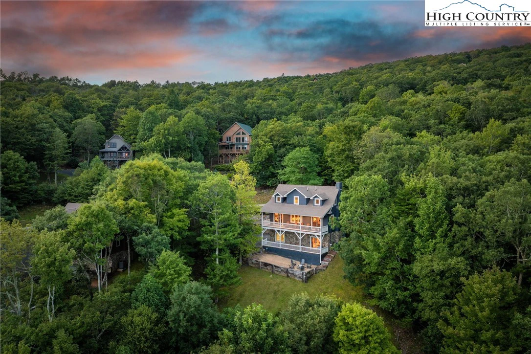 Image number 20 for the current listing