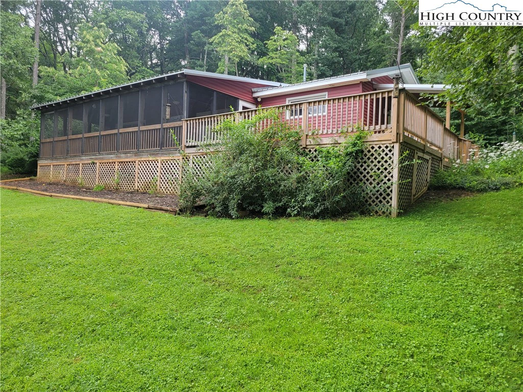 Image number 1 for the current listing
