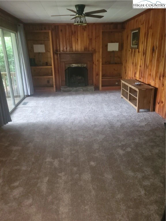 Image number 17 for the current listing