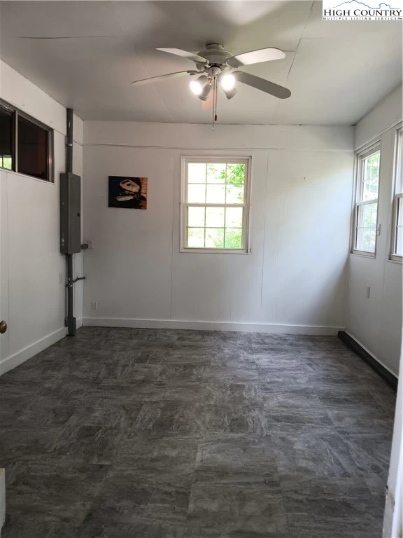 Image number 10 for the current listing