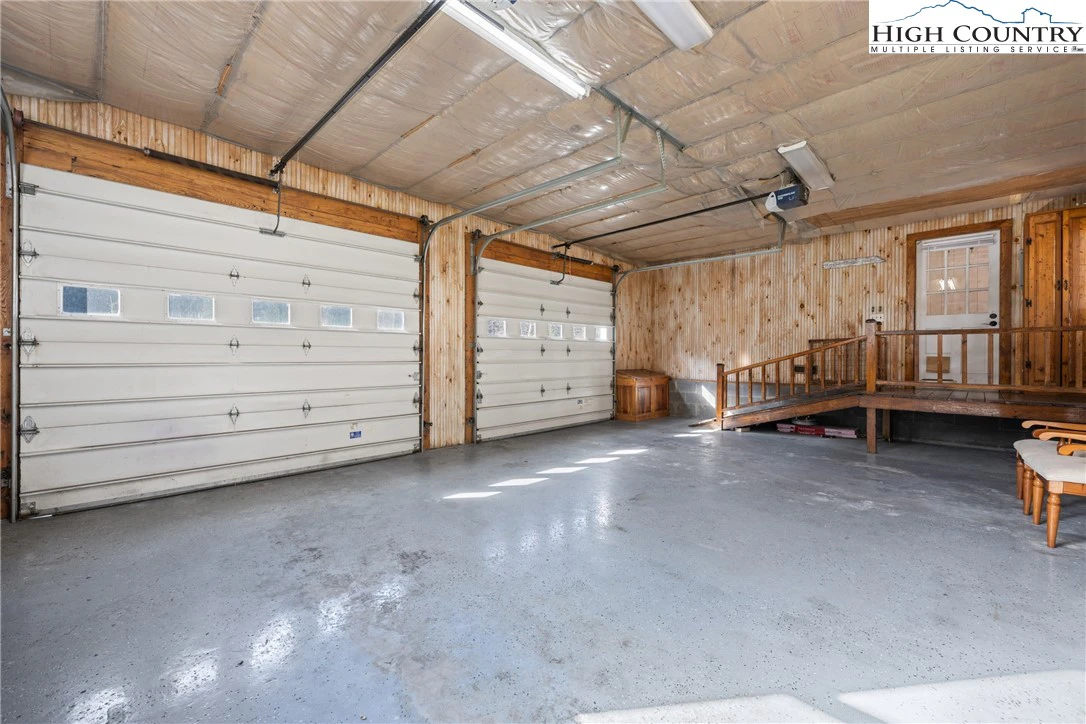Image number 12 for the current listing