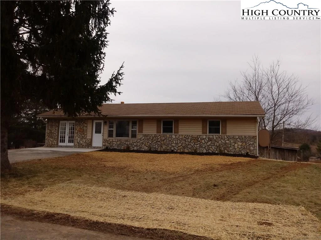 Image number 1 for the current listing