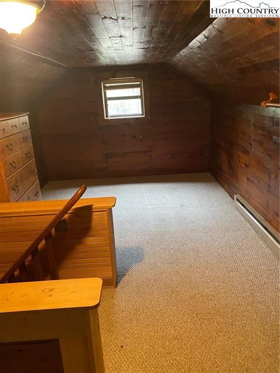 Image number 11 for the current listing