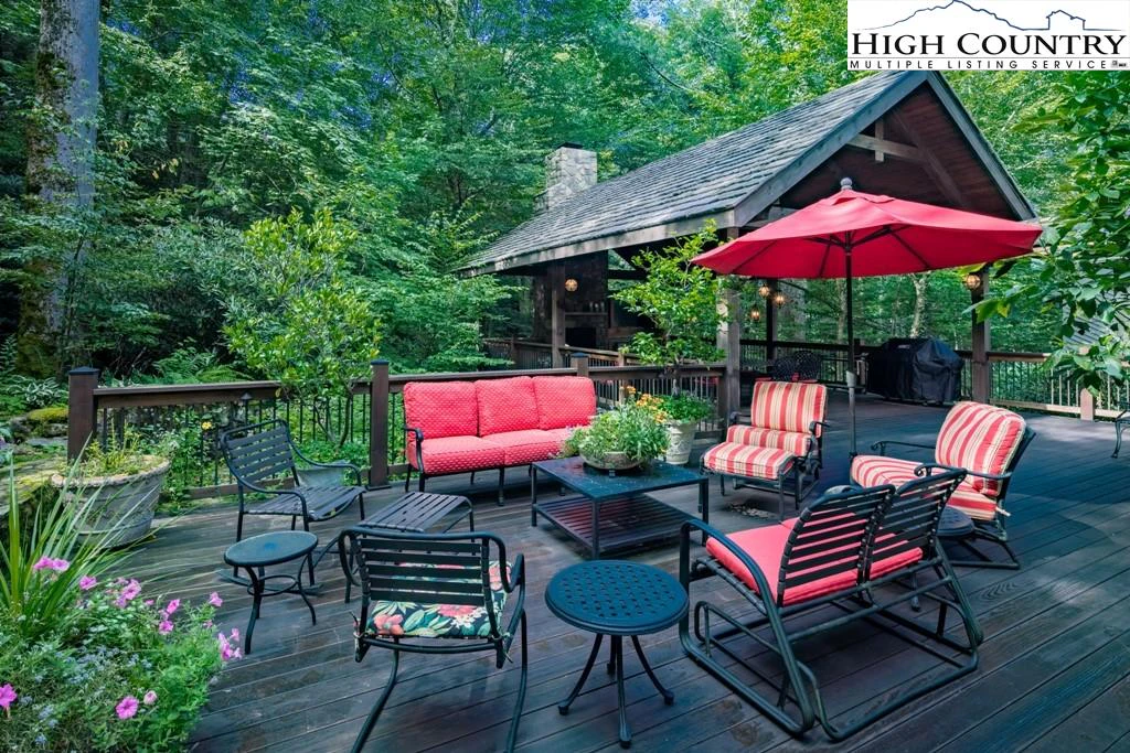 Image number 2 for the current listing