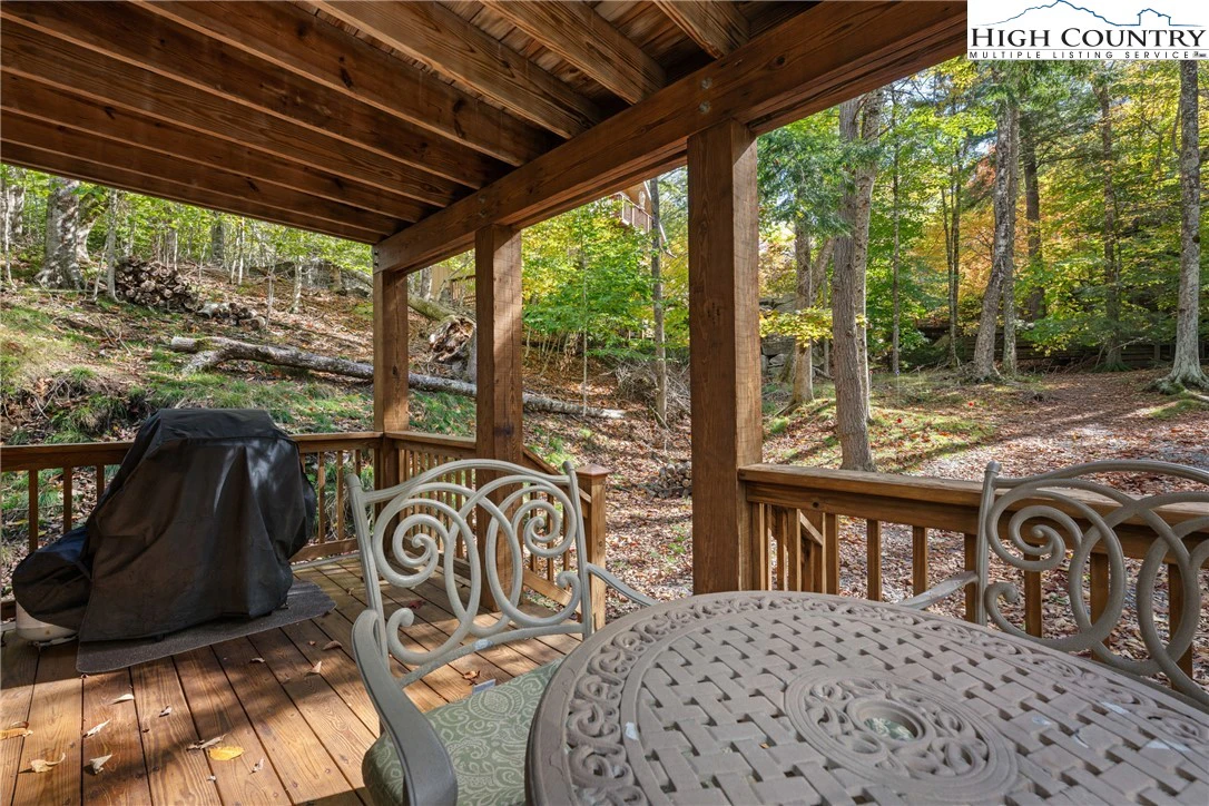 Image number 5 for the current listing