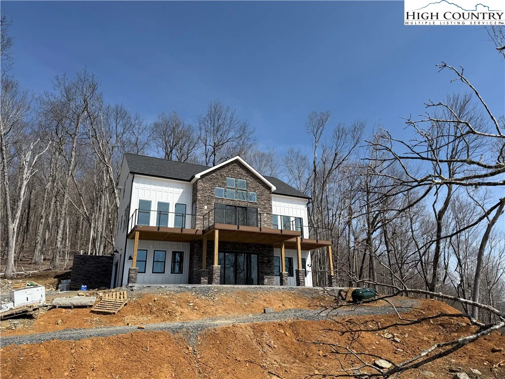 Image number 9 for the current listing