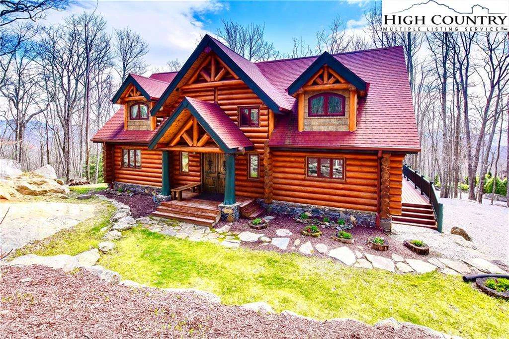 Image number 1 for the current listing