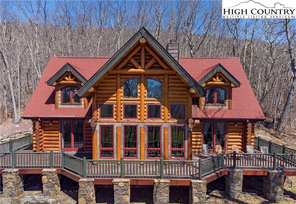 Image number 1 for the current listing