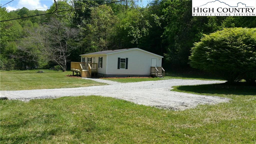 Image number 13 for the current listing