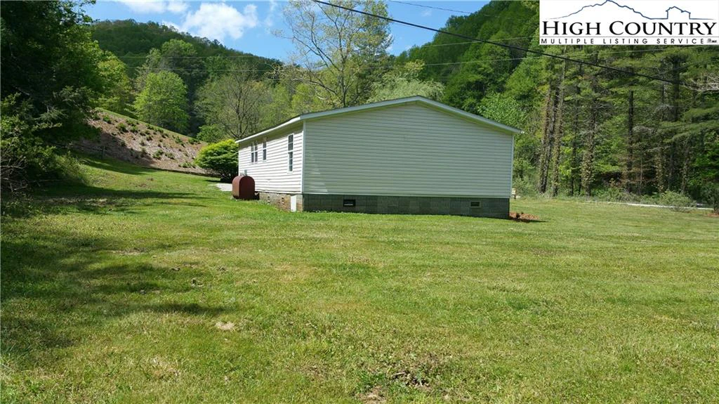 Image number 15 for the current listing