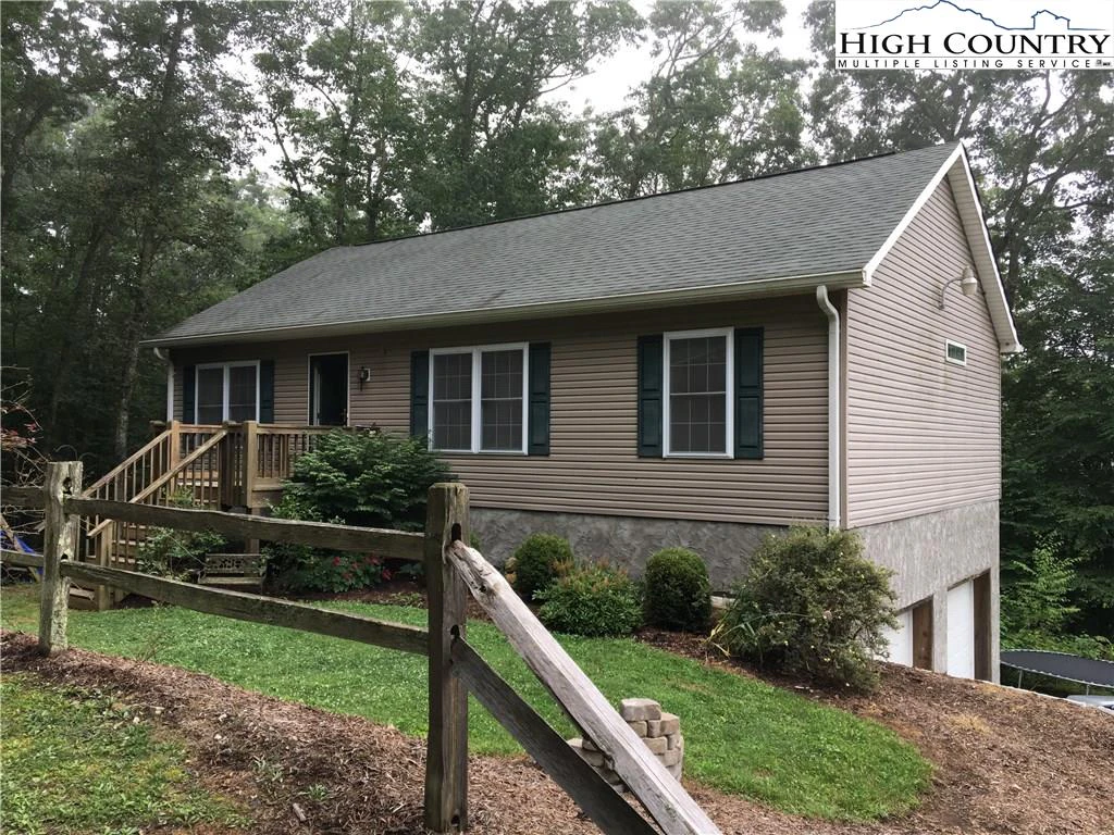 Image number 1 for the current listing