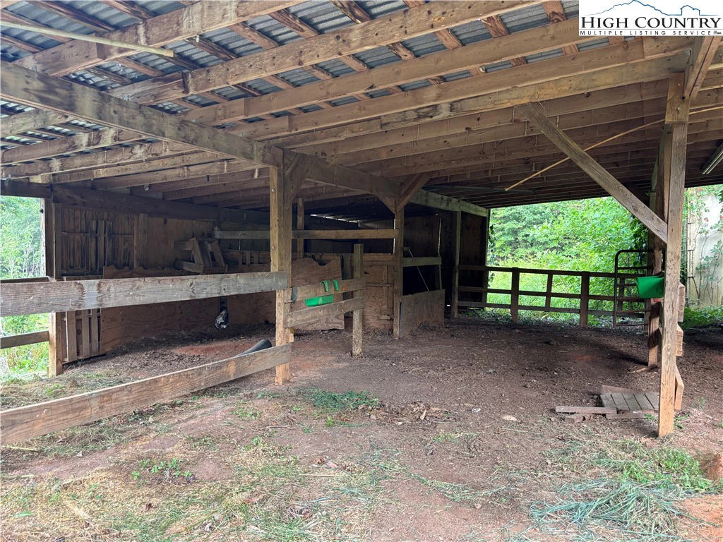 Image number 3 for the current listing