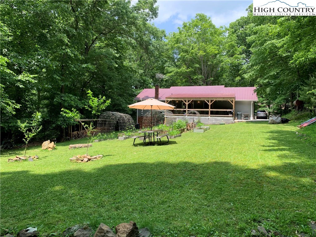 Image number 5 for the current listing