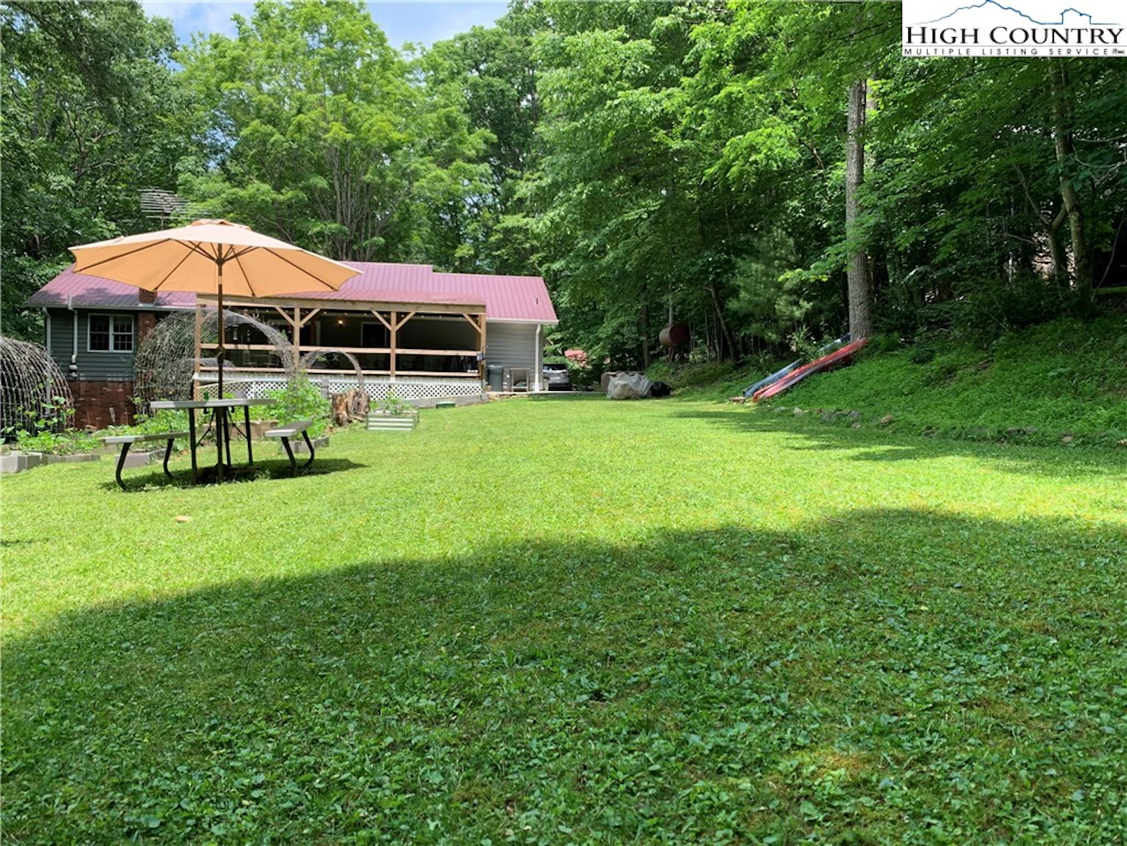 Image number 9 for the current listing