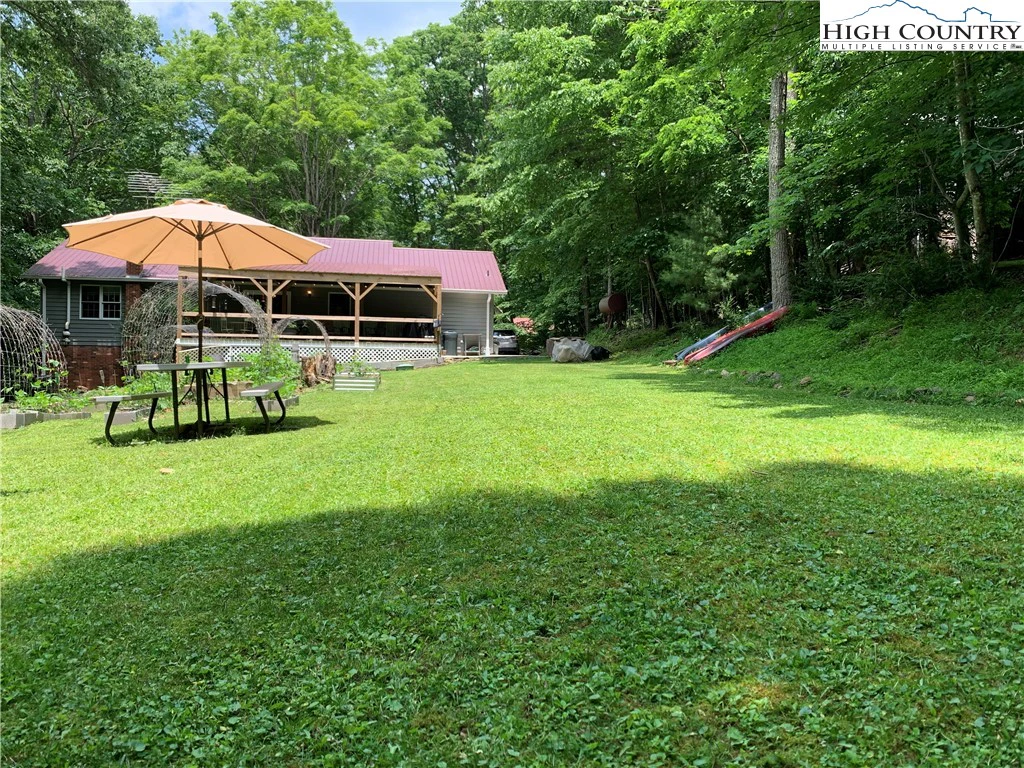 Image number 9 for the current listing