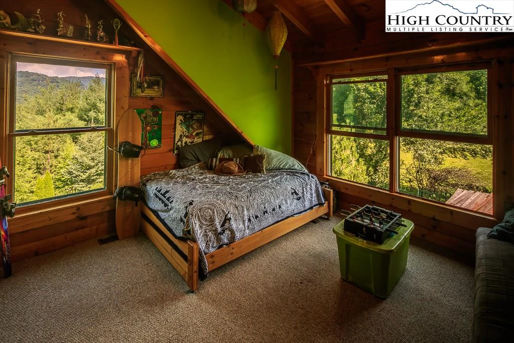 Image number 7 for the current listing