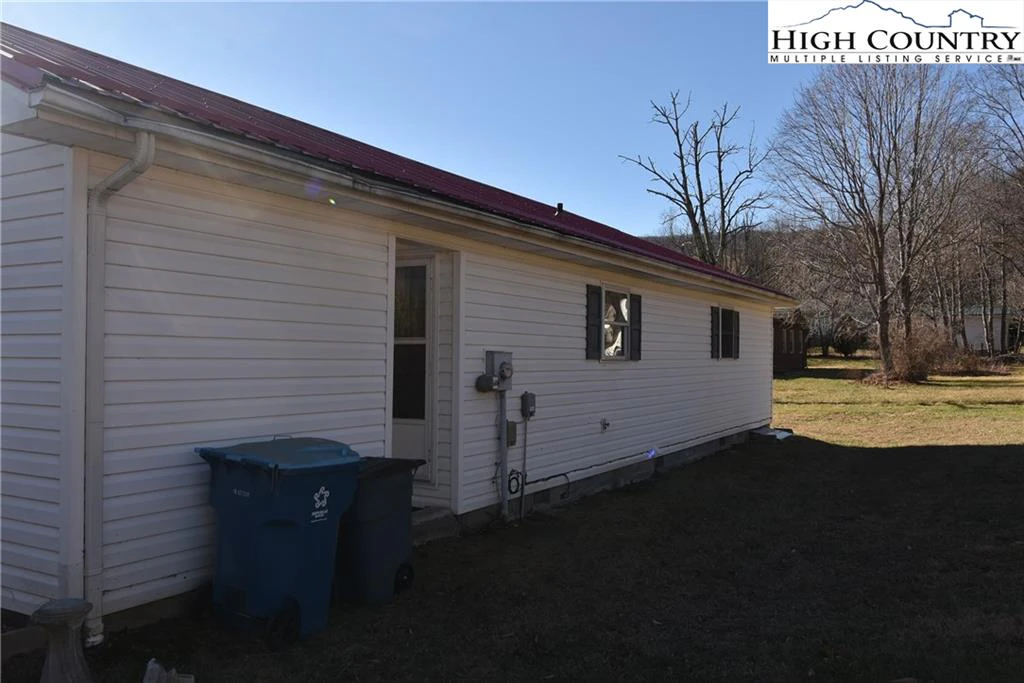 Image number 5 for the current listing