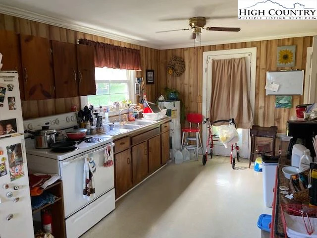 Image number 14 for the current listing