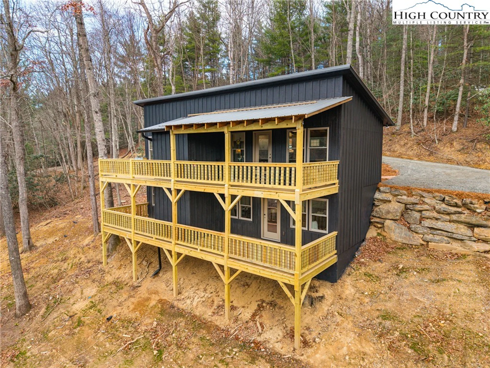 Image number 1 for the current listing