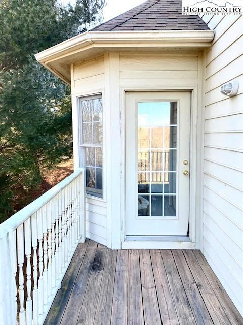 Image number 12 for the current listing