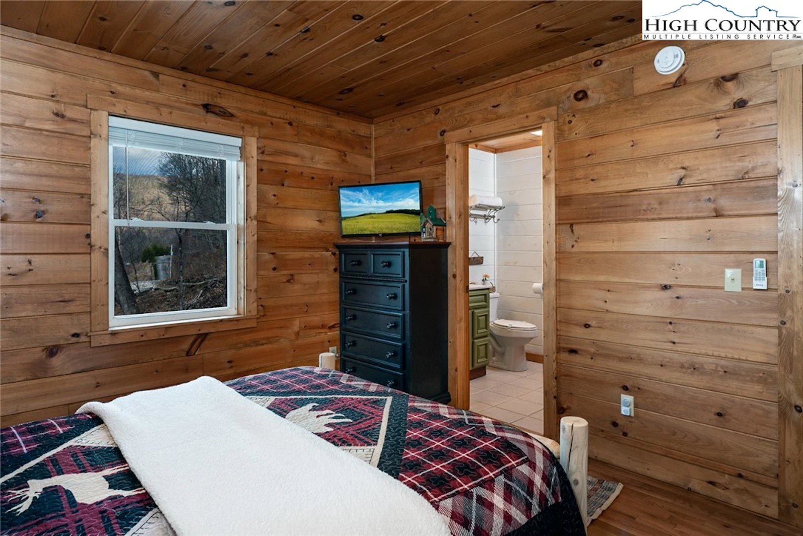 Image number 7 for the current listing