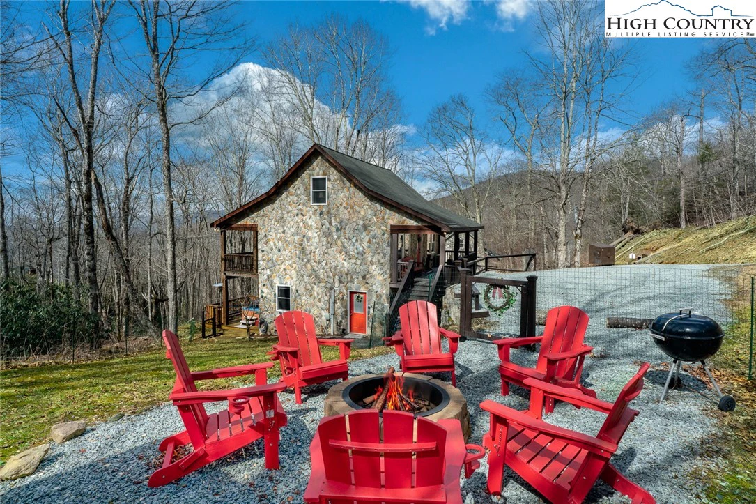 Image number 15 for the current listing