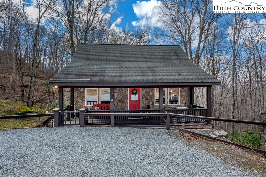 Image number 18 for the current listing