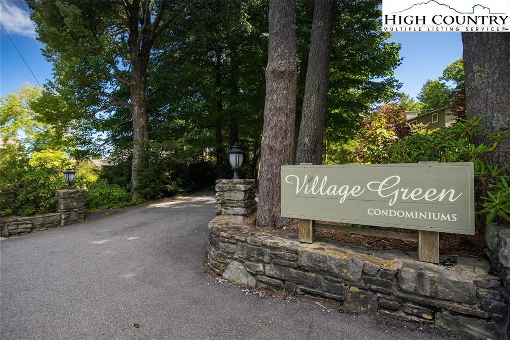 Image number 3 for the current listing
