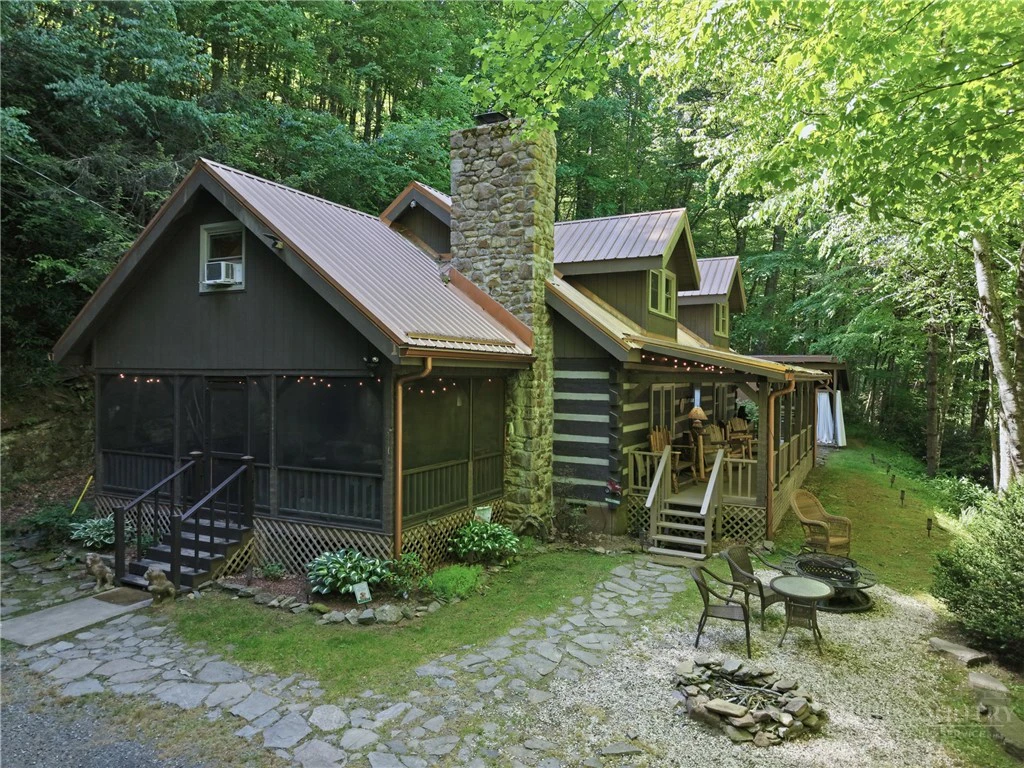 Image number 5 for the current listing