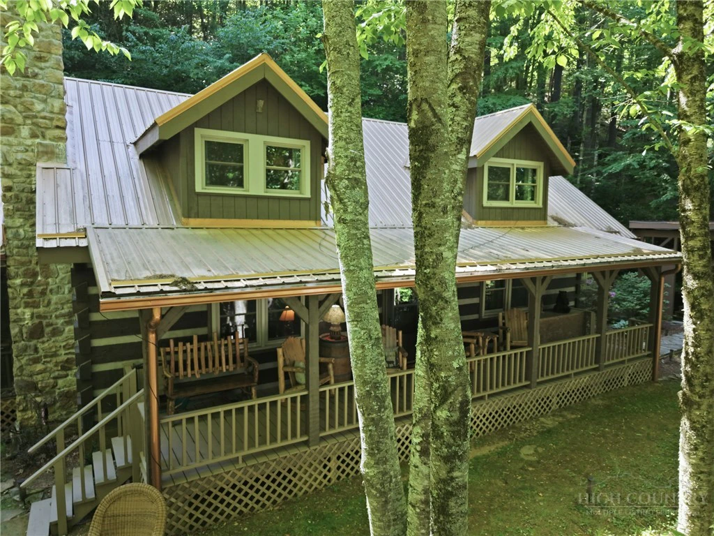 Image number 6 for the current listing