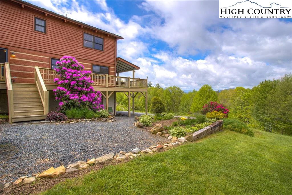 Image number 8 for the current listing