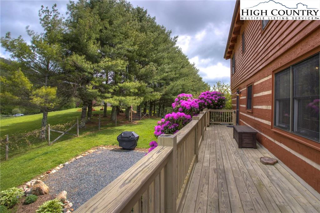 Image number 9 for the current listing