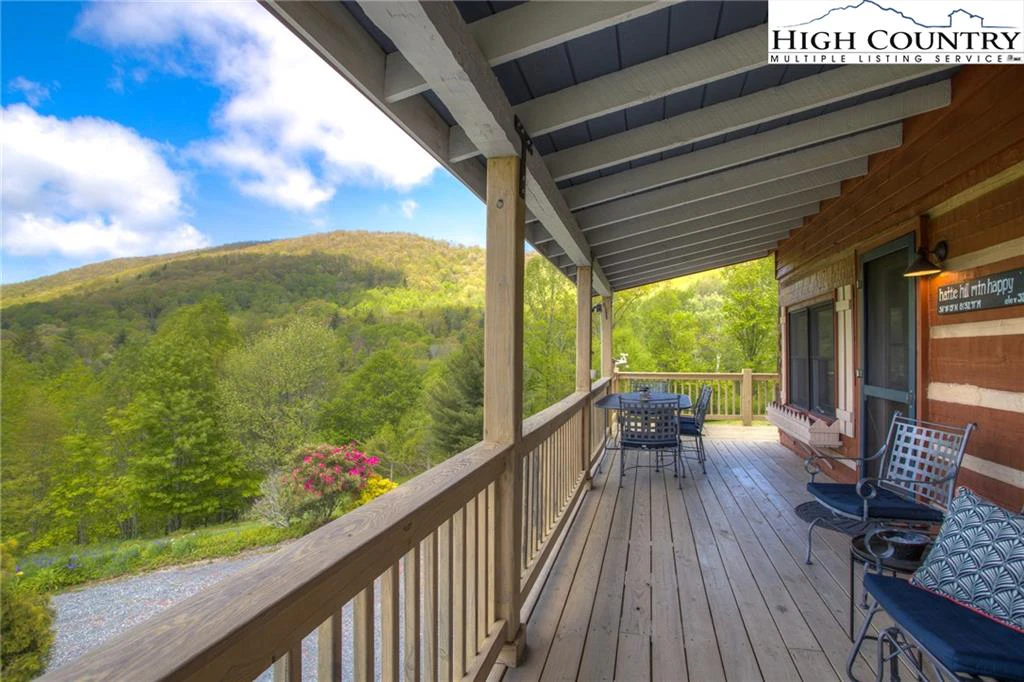 Image number 16 for the current listing