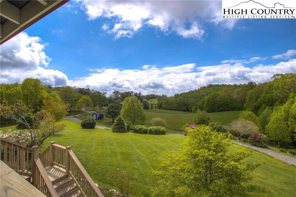 Image number 18 for the current listing