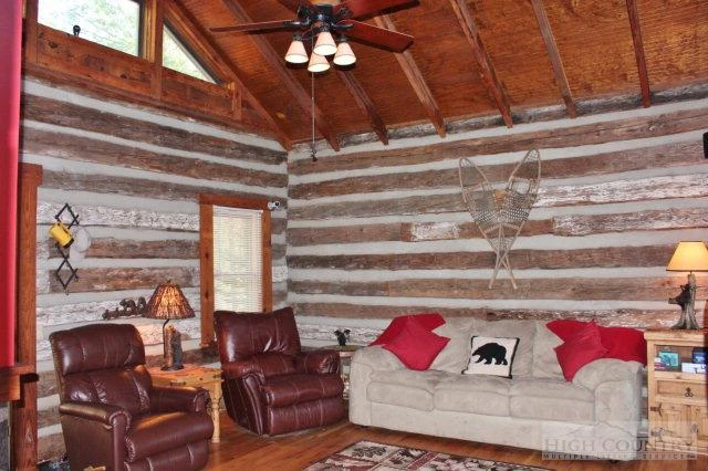 Image number 12 for the current listing