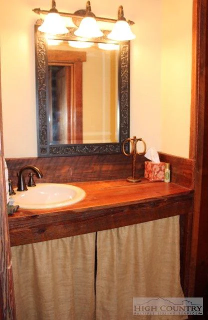 Image number 6 for the current listing
