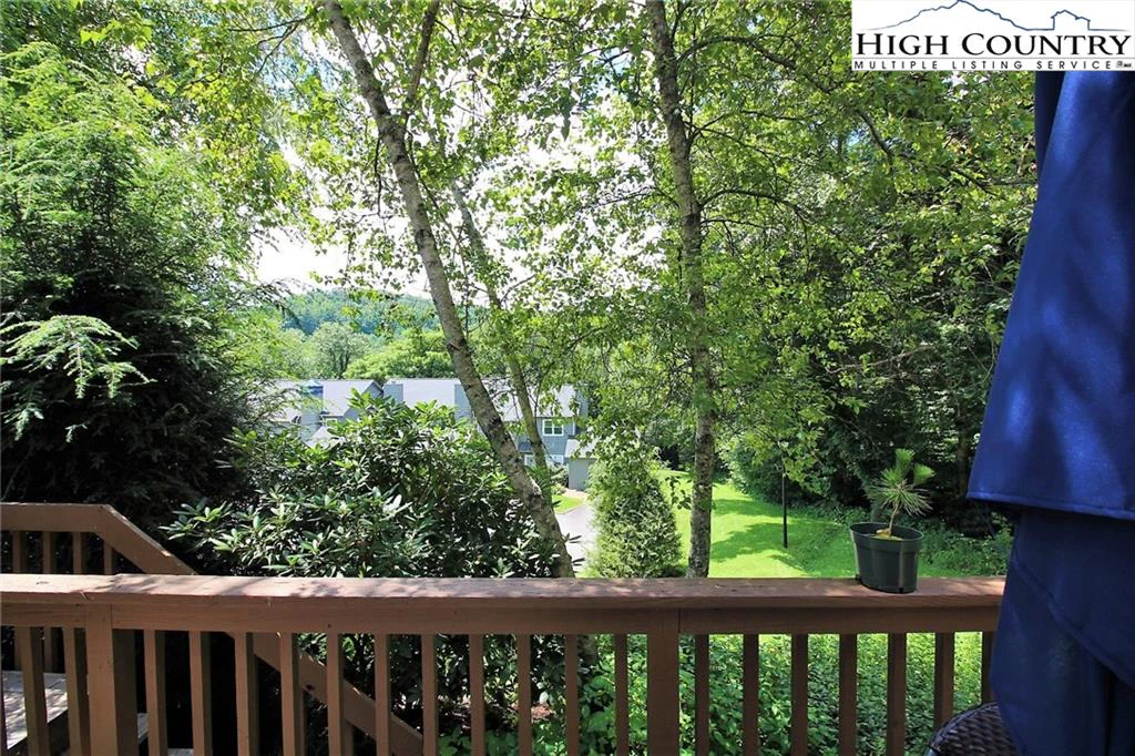 Image number 6 for the current listing