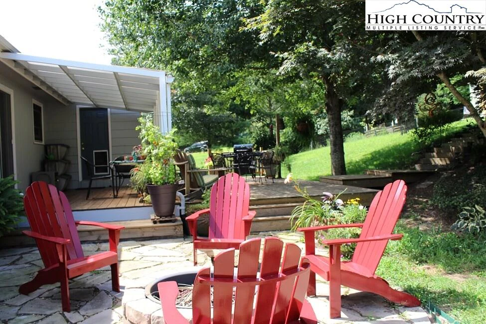 Image number 20 for the current listing