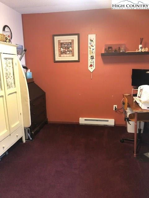 Image number 11 for the current listing