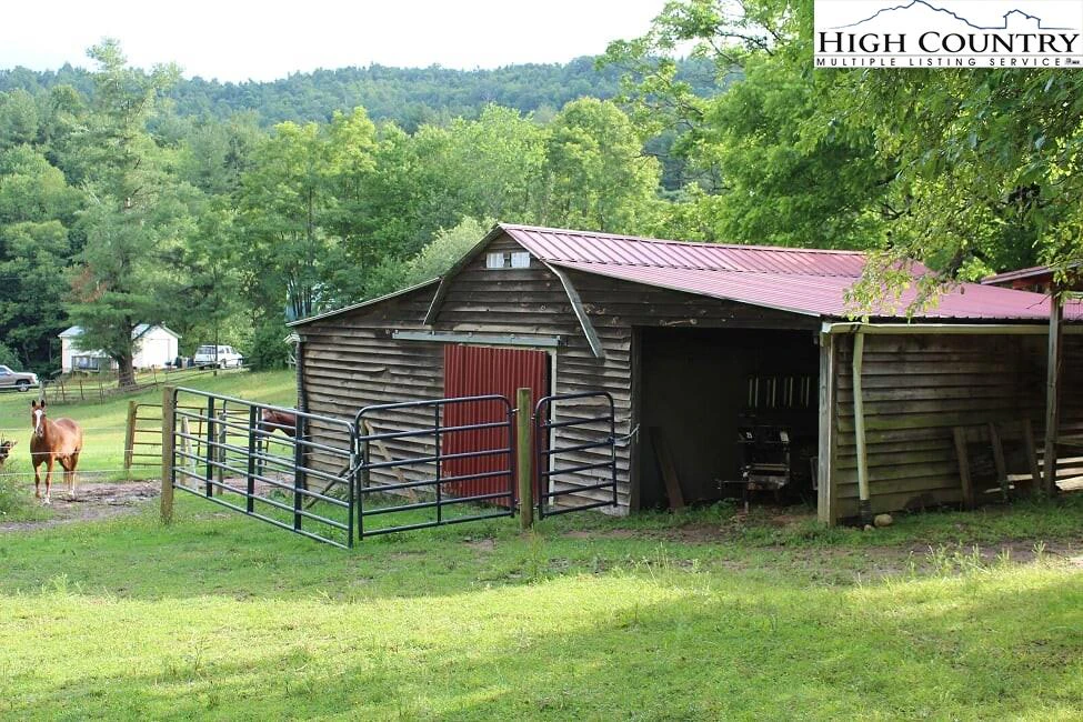 Image number 7 for the current listing