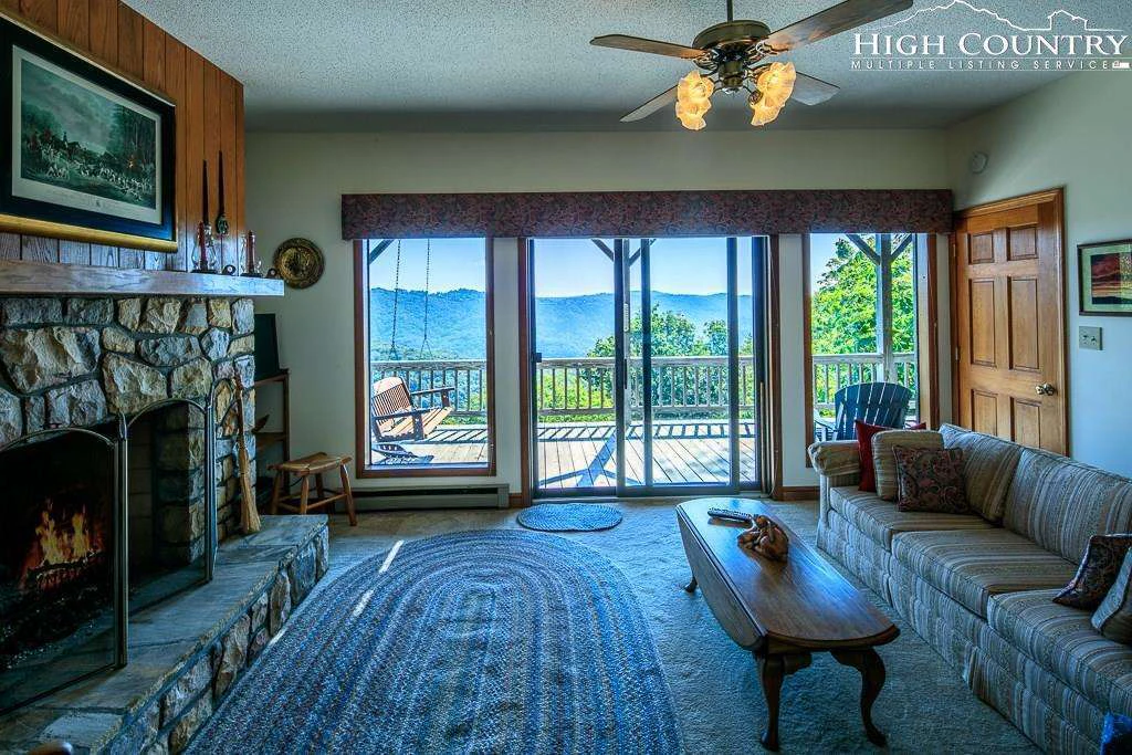 Image number 6 for the current listing