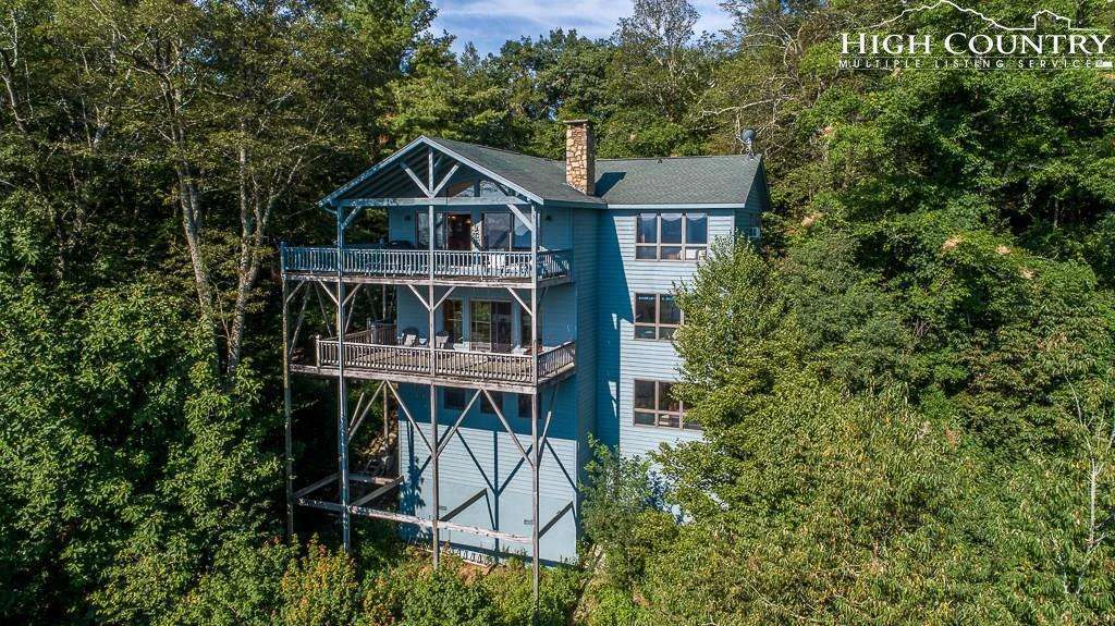Image number 18 for the current listing