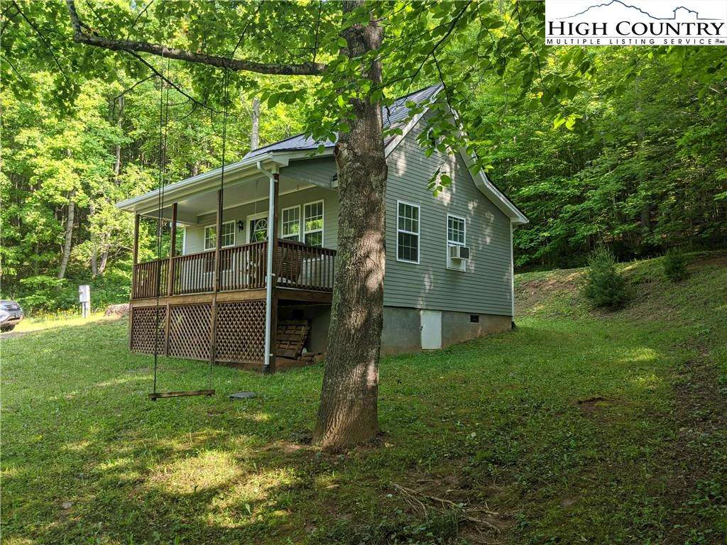 Image number 1 for the current listing
