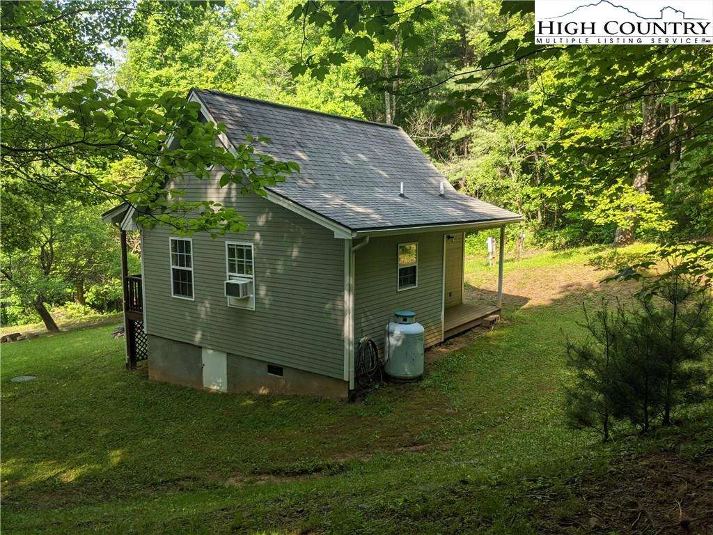Image number 5 for the current listing